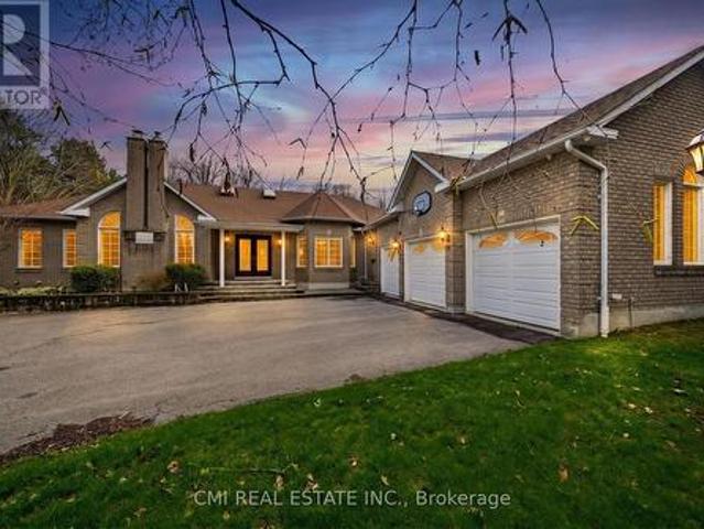 15 Treegrove Circle, Aurora, ON, L4G 6M1 house for sale | Listing ID N13528 | Royal LePage
