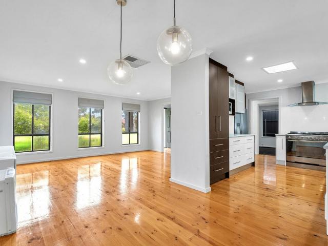 15 Veronica Avenue, Modbury North SA 5092