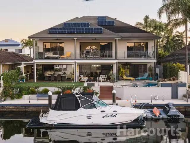15 Warren Place, Dudley Park, WA 6210