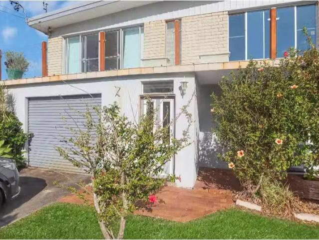 15 Watsonia Avenue, Coffs Harbour House for rent Listed by Me.
