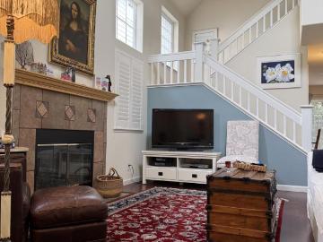 15 Windward Place