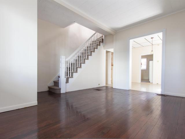 15 Williams Ave
