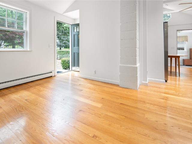 15 Williams Road
