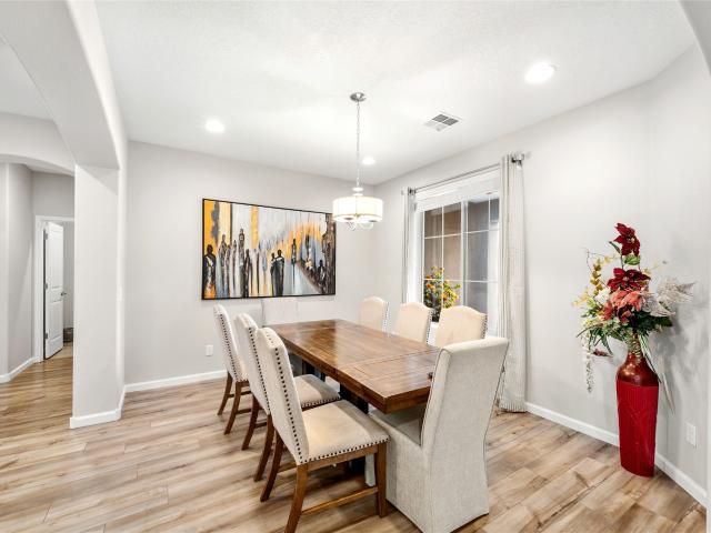 15 Wirecrest Lane