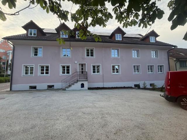 15 Zimmer, 110 m²