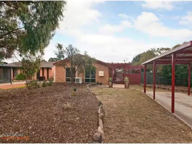 15 Abercorn Crescent, Isabella Plains House for rent Listed b.