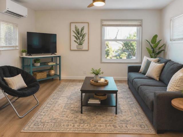 15 Agate Road