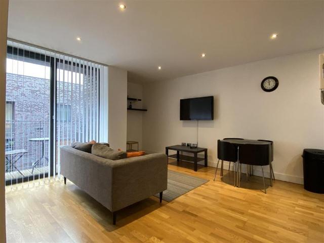 15 Advent Way, Manchester, M4 7LD, United Kingdom | 2 bed duplex for rent #139544010 | Rentberry