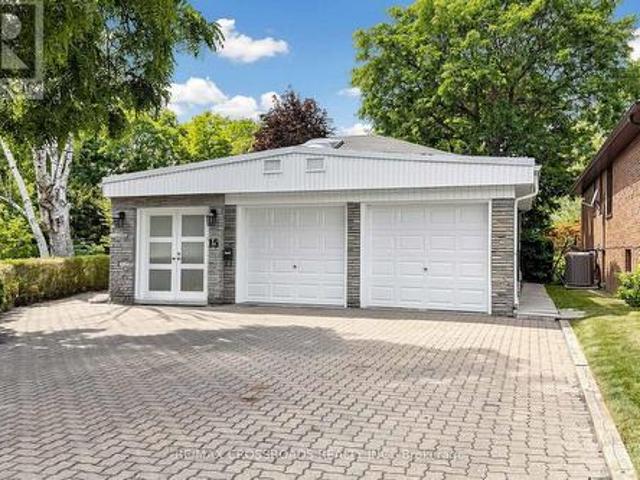 15 Alamosa Drive, Toronto, ON, M2J 2N6 house for sale | Listing ID C13627 | Royal LePage