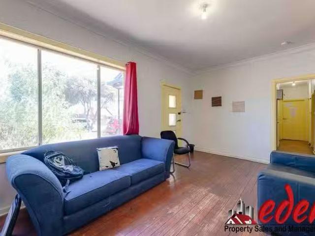 15 Andrews Road, Elizabeth Downs, SA 5113