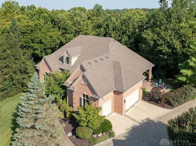 15 Aspen Woods Dr, Springboro, OH 45066