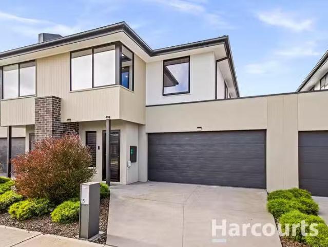 15 Banyalla Dve, OFFICER, VIC 3809 House for Rent