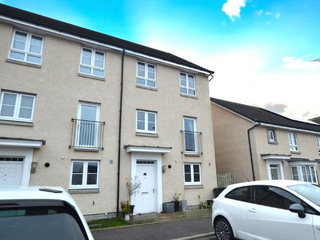 15 Barnyard Park Loan, City of Edinburgh, EH12 9LU, United Kingdom | 4 bed townhouse for rent #139266266 | Rentberry