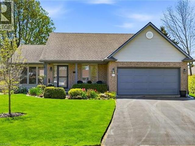 15 Bayshore Court, Port Dover, ON, N0A 1N7 house for sale | Listing ID 40829 | Royal LePage