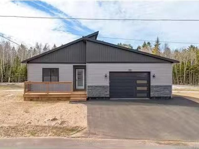 15 Bellbottom Wy, Quispamsis, NB, E2G 1Y9 house for sale Li.