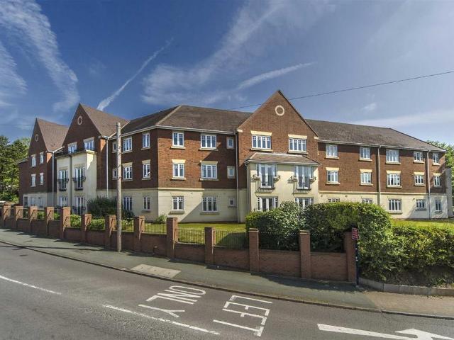 15 Bewick Court, Compton 2 bed apartment to rent £950 pcm £219 pw