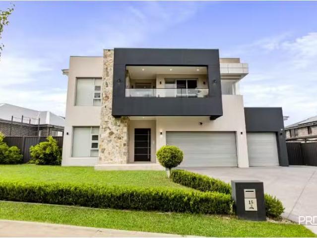 15 Bimbadeen Way, Glenmore Park House for rent Listed by Rach.