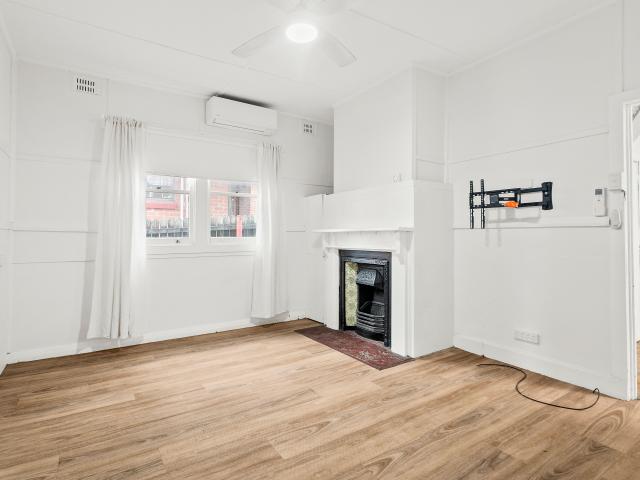 15 Birmingham Street Cringila, NSW 2502