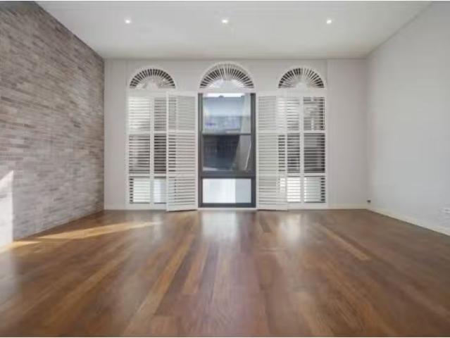 1/5 Bolton Street, NEWCASTLE Apartment for rent Listed by Mad.