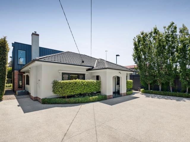 15 Brooklyn Avenue, Caulfield South VIC 3162 House For Rent | Domain