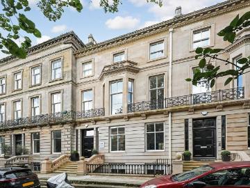 15 Buckingham Terrace, G12 2 bed flat to rent £3,500 pcm £808 pw