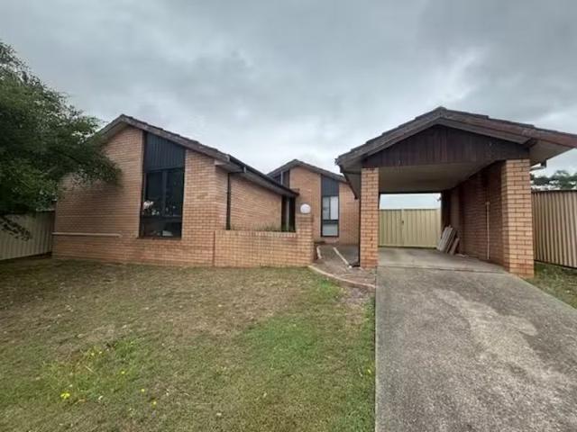 15 Burnleigh Crescent, Cambridge Gardens House for rent Liste.