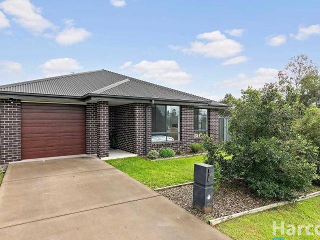 15 Cambridge Street, Thornton, NSW 2322