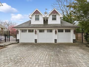 15 Carter Rd, Hampton Bays, NY 11946 | MLS #949037