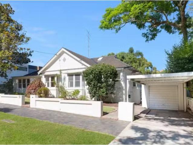 15 Carlotta Road, Double Bay House for rent Listed by Finn Bi.
