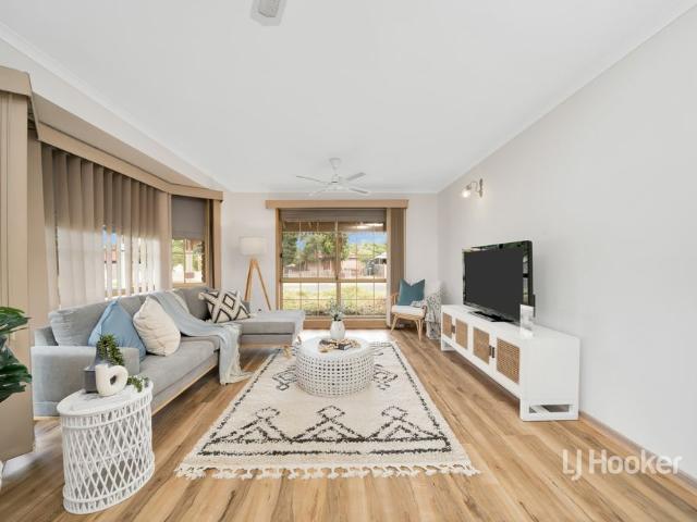 15 Cassowary Avenue, Werribee VIC, Belconnen