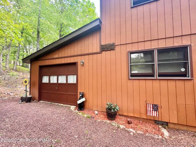 15 Chalet Court