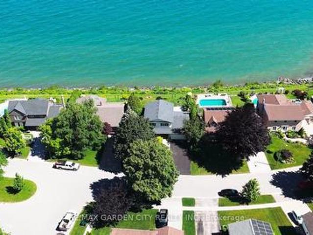 15 Cheval Drive, Grimsby, ON, L3J 1A3 house for sale | Listing ID X13467 | Royal LePage