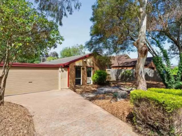 15 Cheryl Crescent, Ferntree Gully VIC 3156 House Auction