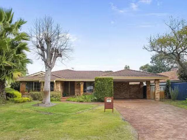 15 Churchlands Avenue, Churchlands, WA 6018