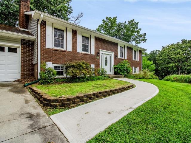 15 Circle Drive
