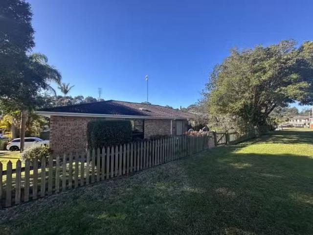 15 Cook Avenue, SURF BEACH House for rent Listed by R&h Leasi.