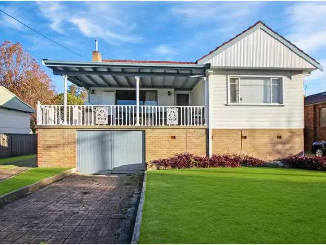 15 Collett Ave, Singleton House for rent Listed by Jess Paget.