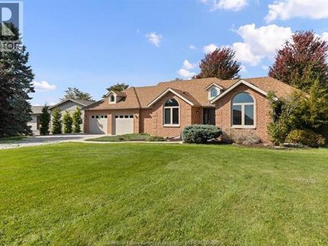 15 County Rd 29 North, Gosfield North, ON, N0R 1B0 house for sale | Listing ID 26024 | Royal LePage