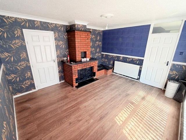 15 Clee Road, Dudley, DY2 0UX