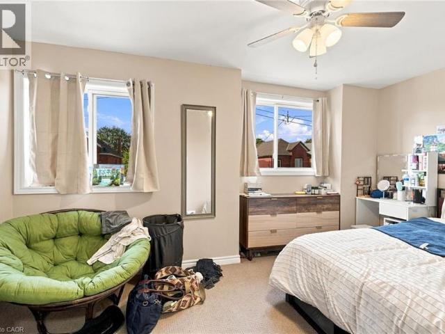 15 CLINTON Street Unit# Upper, Hamilton, Ontario, L8L3J7