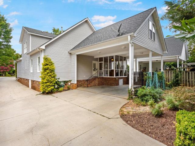 15 Crabapple Court