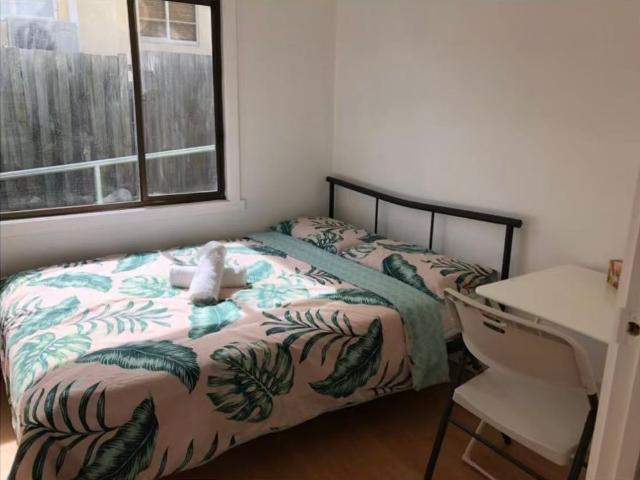 15 Daniel St, Burwood, VIC 3125