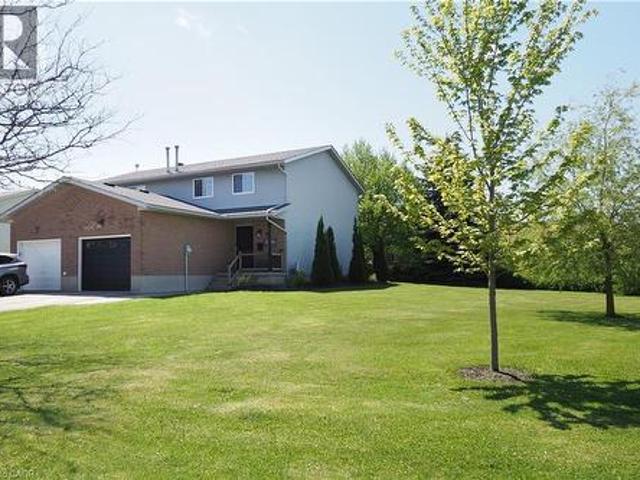 15 Dales Drive, Drayton, ON, N0G 1P0 house for sale | Listing ID 40833 | Royal LePage