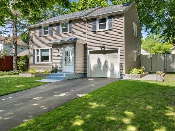15 De Mallie Street