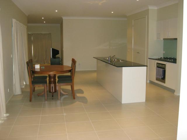 15 Discovery AvenueCranbourne North VIC 3977, Australia