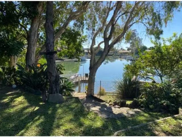 15 Drumfish Drive, Currumbin Waters House for rent Listed by.