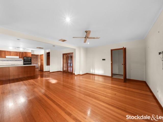 Spacious Family Home on a Rural Lifestyle Property