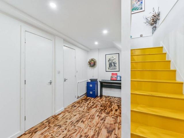 15 Dunstan's Grove, London, SE22 0HJ, United Kingdom | 3 bed townhouse for rent #134394527 | Rentberry