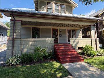 15 E Hanover Street