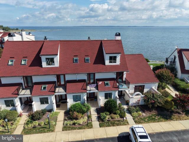 15 E Queen Anne Way # E